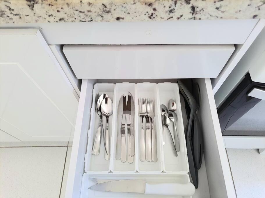 Apartamento Apto Perto De - Em Frente Ao Metro
